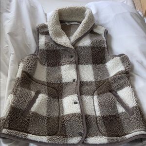Sherpa vest